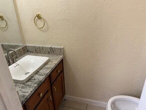 717 Lee St in Mesquite, TX - Building Photo - Building Photo