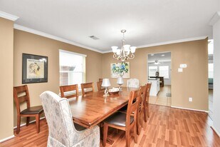 4827 Lazy Timbers Dr in Humble, TX - Building Photo
