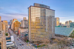 The Electra in Vancouver, BC - Building Photo