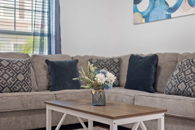 3210 Gold Ln in Kissimmee, FL - Building Photo - Building Photo