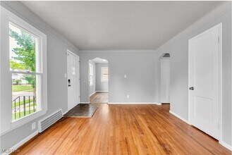 15605 Benhoff Dr in Maple Heights, OH - Building Photo - Building Photo