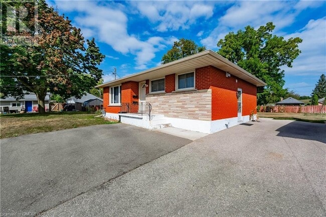 property at 236 Bruce St