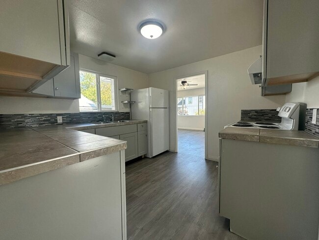 827 16th St in Sparks, NV - Building Photo - Building Photo