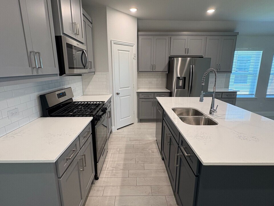 3116 Ferrero Ln in Princeton, TX - Building Photo