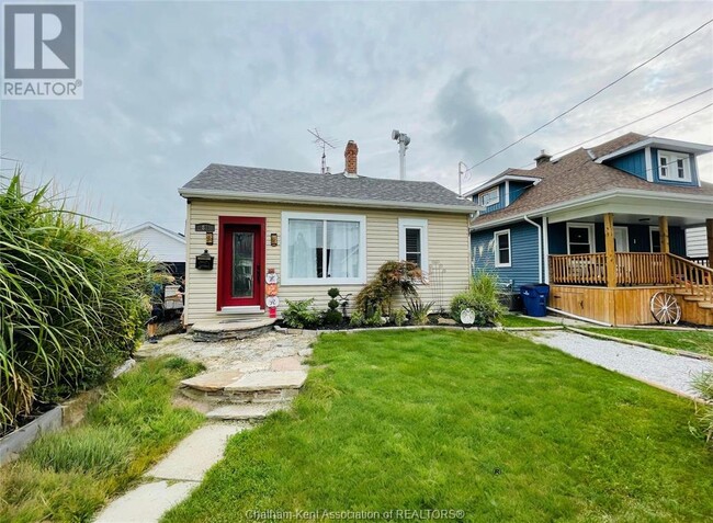 87 Jeffrey St