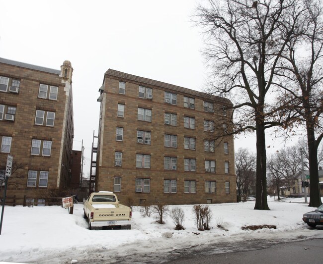 Palisade in Lincoln, NE - Foto de edificio - Building Photo