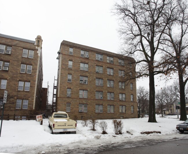 Palisade in Lincoln, NE - Building Photo - Building Photo