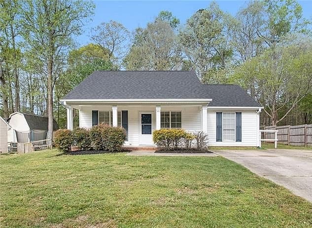 property at 524 Lisa Carol Dr