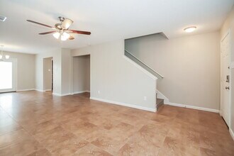 1711 Oak Ridge Dr in Kemah, TX - Building Photo - Building Photo