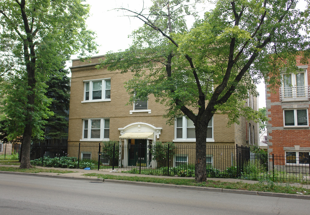 3112 N Kimball Ave in Chicago, IL - Building Photo