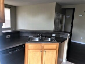 9093 Lee Vis in Orlando, FL - Building Photo - Building Photo