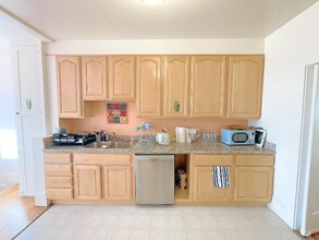 1811 18th Ave in San Francisco, CA - Foto de edificio - Building Photo