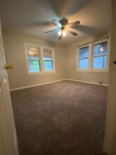 1854 Center St in San Antonio, TX - Building Photo - Building Photo