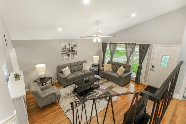 506 Wilson Ave in Glen Ellyn, IL - Building Photo - Building Photo