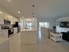 14221 Heritage Landing Blvd, Unit 2-0523 in Punta Gorda, FL - Foto de edificio - Building Photo