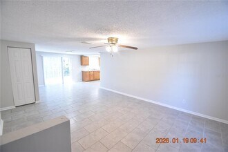 17707 Sunrise Dr in Lutz, FL - Building Photo - Building Photo