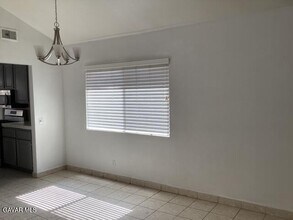 607 Esther Dr in Lancaster, CA - Building Photo - Building Photo