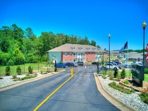 Forrest Hills Apartments in Hot Springs National Park, AR - Foto de edificio - Building Photo