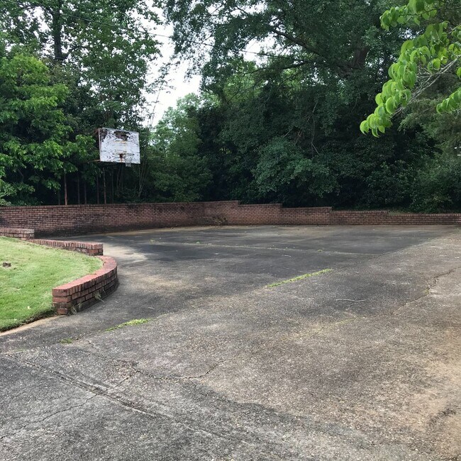 505 N Cary Dr in Auburn, AL - Building Photo - Building Photo