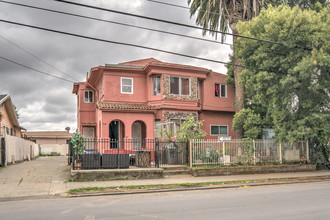 1932-1934 Seminary Ave in Oakland, CA - Building Photo - Primary Photo