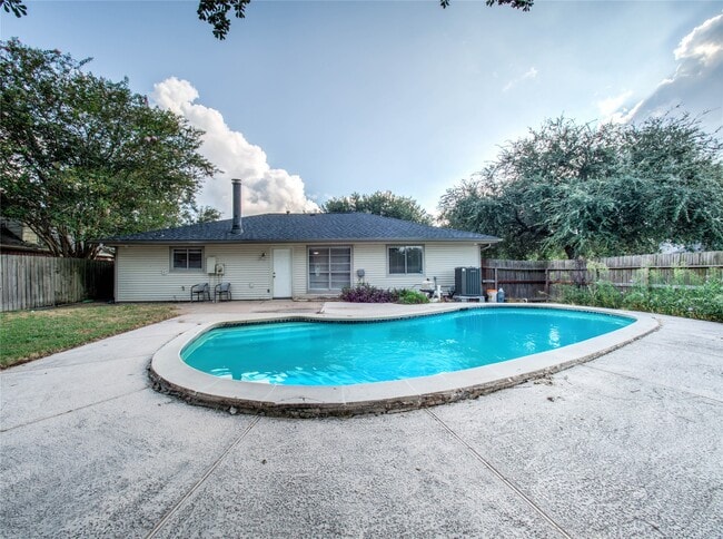 property at 6726 Grant Dr