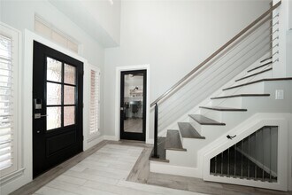 3219 Manor Grove Dr in Houston, TX - Foto de edificio - Building Photo