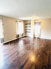 7160 Center Ave in Hanover Park, IL - Building Photo - Building Photo