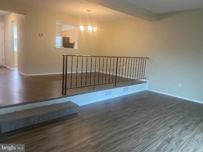 4308 Sycamore Dr in Hampstead, MD - Building Photo - Building Photo