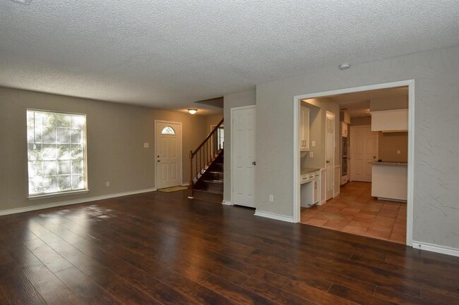 1831 Willow Point Dr in Houston, TX - Building Photo - Building Photo