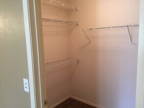 9109 Grayling Dr in Las Vegas, NV - Building Photo - Building Photo