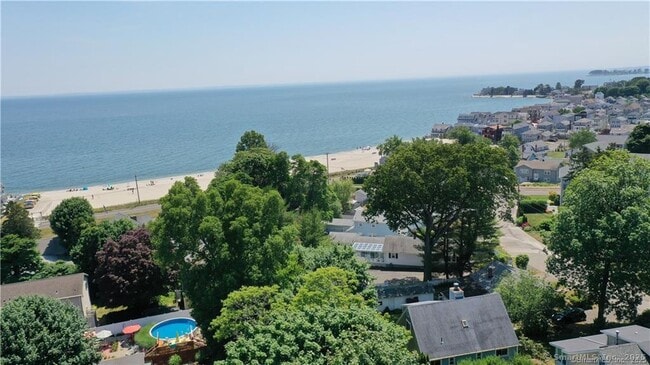 44 Warren St in Milford, CT - Building Photo - Building Photo