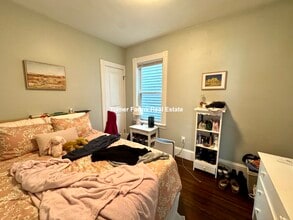 147 Boston St, Unit 2 in Boston, MA - Building Photo - Building Photo