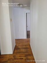 2115 Collingwood Blvd in Toledo, OH - Building Photo - Building Photo