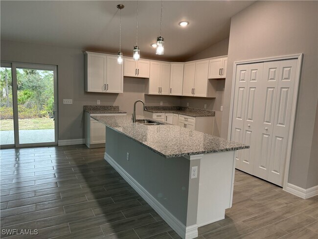 640 Ironwood Ave S in Lehigh Acres, FL - Building Photo - Building Photo