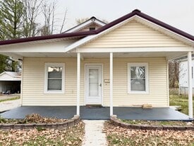 118 Sagasser St in Somerset, KY - Building Photo