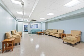 Overlook Manor in Bronx, NY - Foto de edificio - Interior Photo
