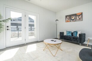 5821 Elevated Wy in Whitestown, IN - Building Photo