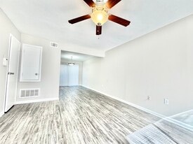 Oakview Place in Hephzibah, GA - Building Photo