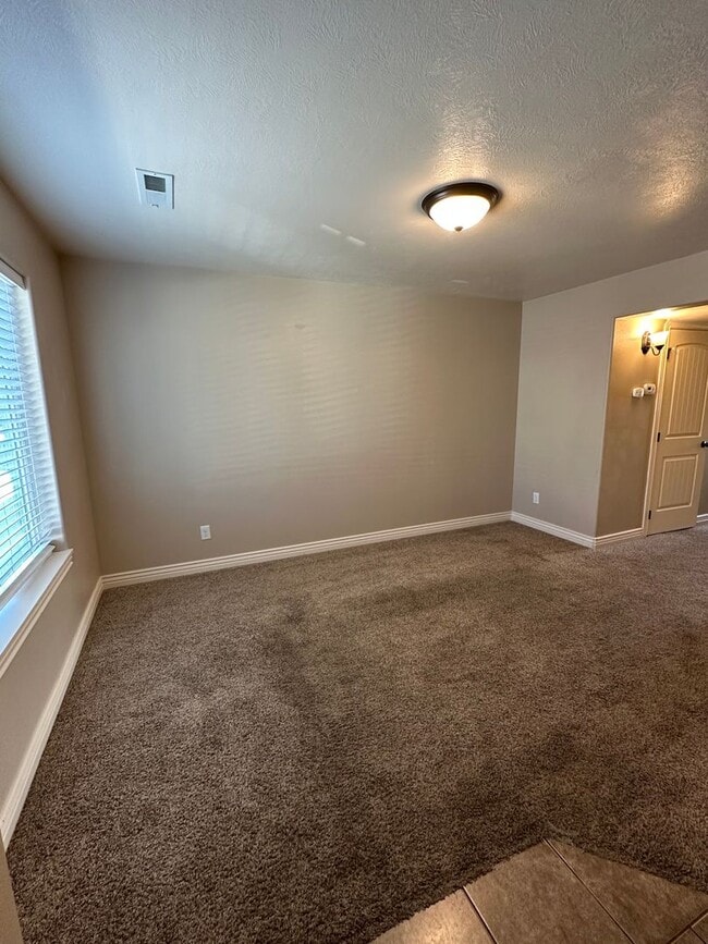 446 W 6th S in Rexburg, ID - Building Photo - Building Photo