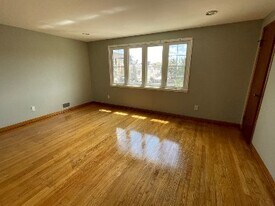 330 Sussex St, Unit No. 2 in Harrison, NJ - Building Photo