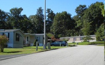 Windsor Heights Mobile Home Park in New Windsor, NY - Building Photo - Building Photo