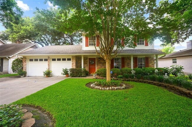 12826 Westmere Dr in Houston, TX - Building Photo - Building Photo