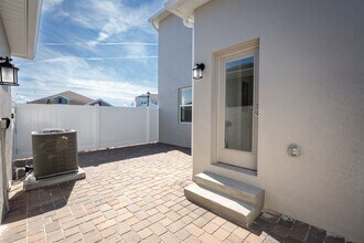 2408 Rider Rain Ln in Apopka, FL - Building Photo - Building Photo