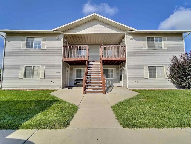 property at 1143 E Carolina Ave