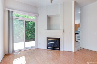 4439 248th Ln SE in Issaquah, WA - Building Photo - Building Photo