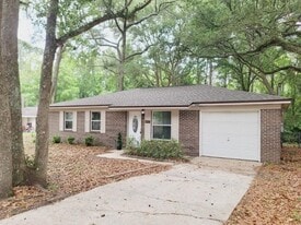 5680 Doonesbury Way in Tallahassee, FL - Building Photo