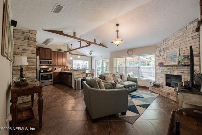 13544 Crashaw Rd in Jacksonville, FL - Building Photo - Building Photo