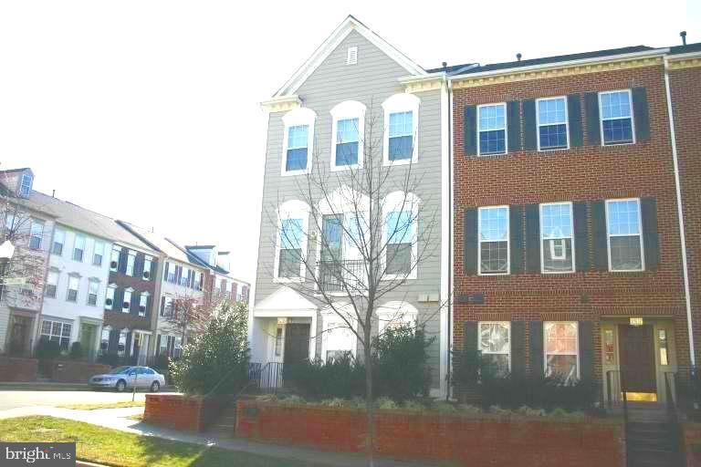 639 Gatestone St in Gaithersburg, MD - Building Photo