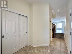 3353 Woodroffe Ave in Ottawa, ON - Building Photo - Building Photo