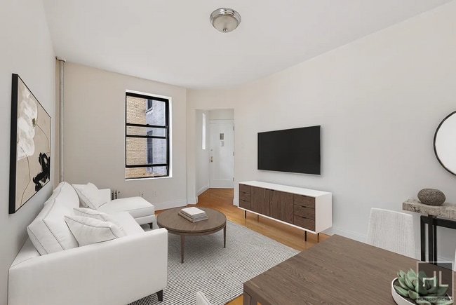 201-205-205 W 11th St in New York, NY - Building Photo - Building Photo